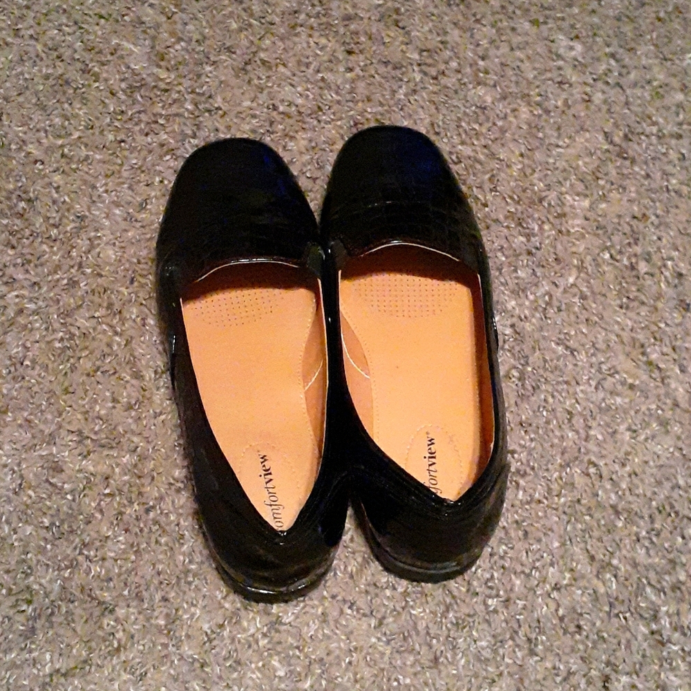 Women shoes from comfortview